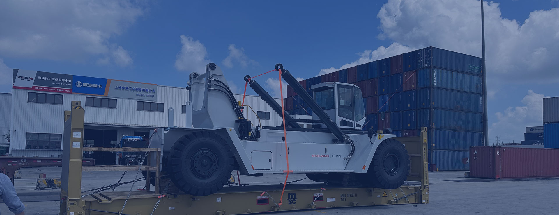 Special container door to door service